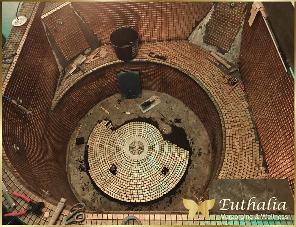 Euthalia-Verzorging-Wellness-All-Inclusief-Jacuzzi-26-duizend-tegeltjes