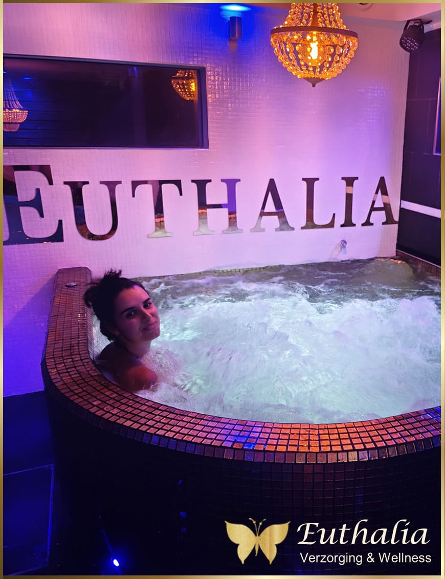 Euthalia-Verzorging-Wellness-Nieuwe-Jacuzzi